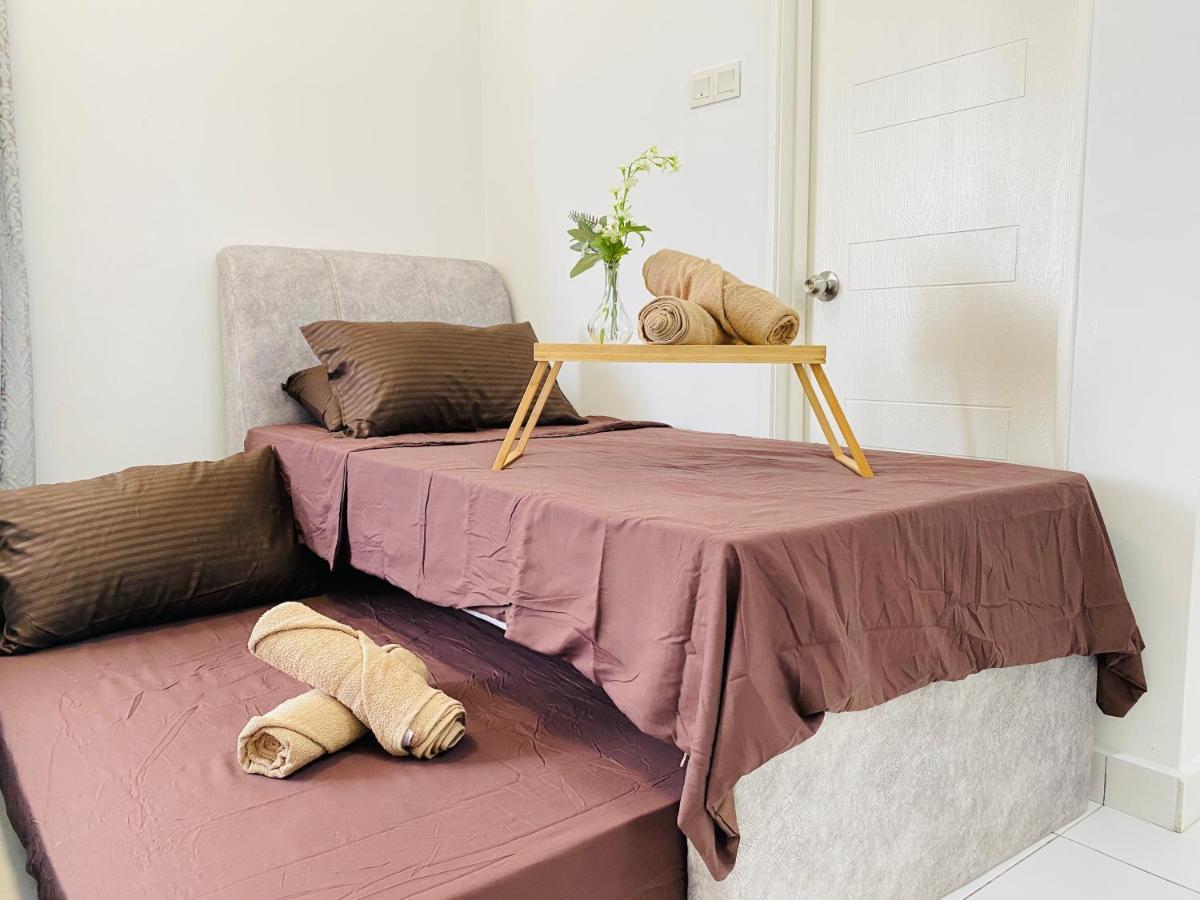 Cozy 1-10 Pax 4Qbeds 2Sbeds Shah Alam Sec7, I-City Exterior foto